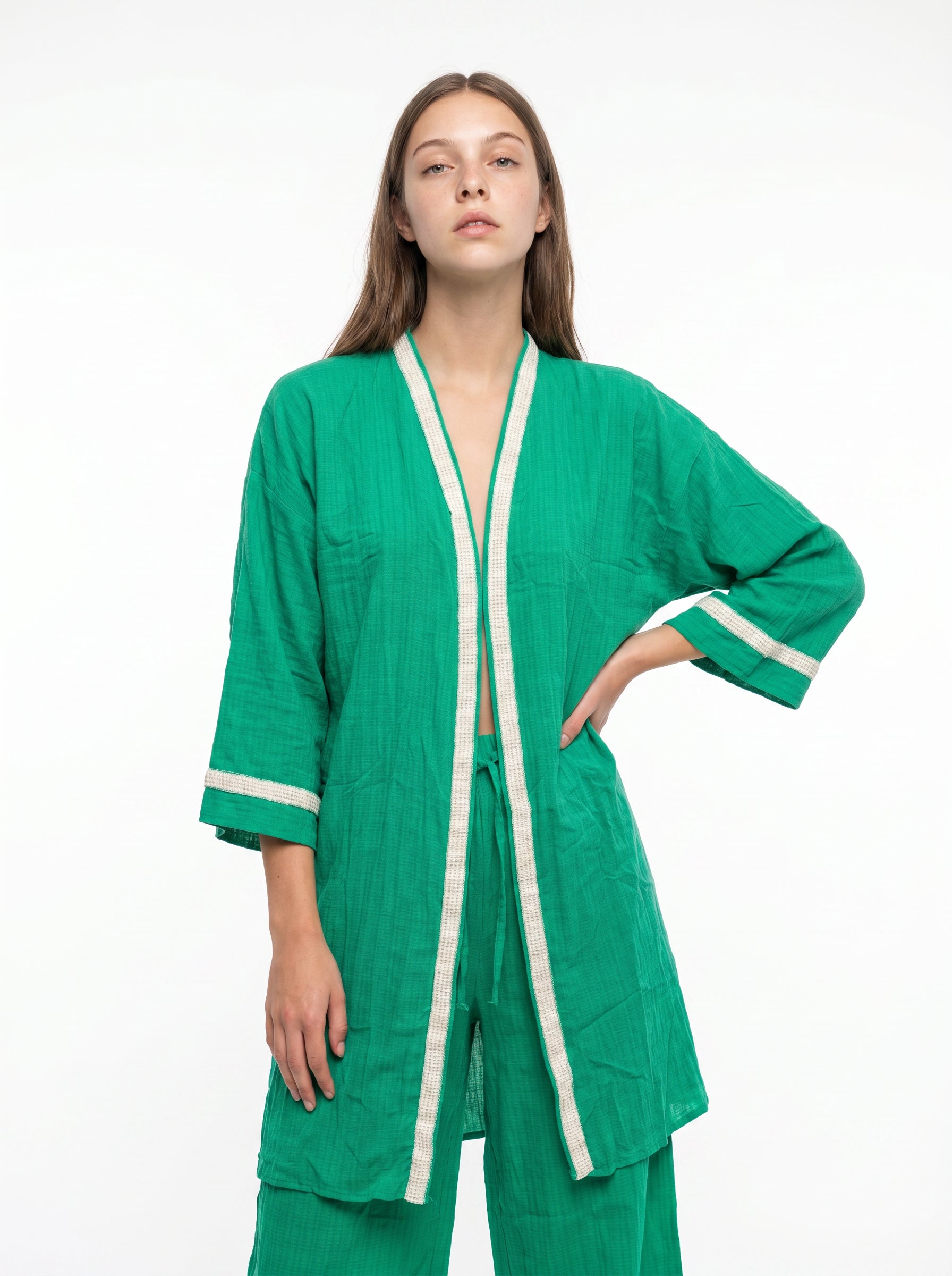 Çimen Yeşili Boncuk Bordürlü Müslin Kimono Pantolon Takım