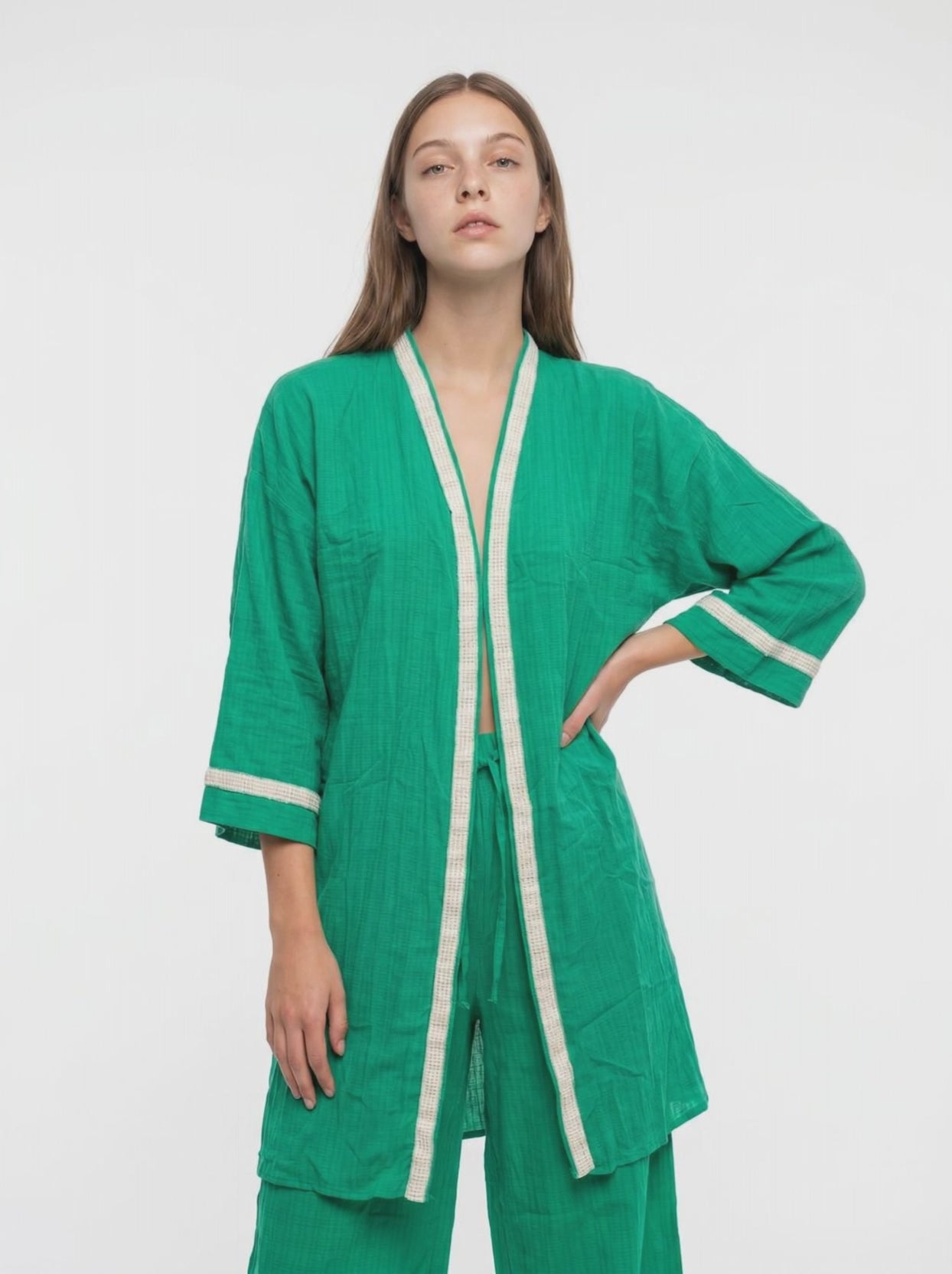 Çimen Yeşili Boncuk Bordürlü Müslin Kimono Pantolon Takım